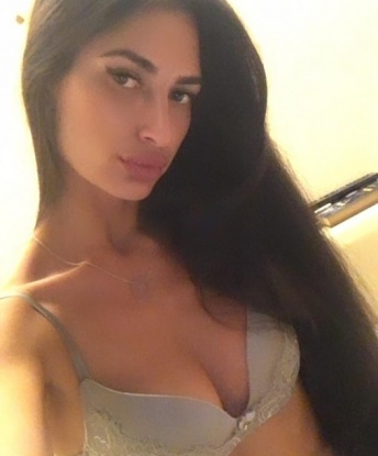 Анкета проститутки Нелия - город Вижница, 23 года, №2422